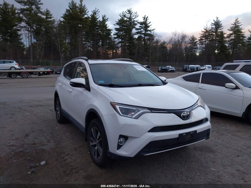 TOYOTA RAV4 XLE