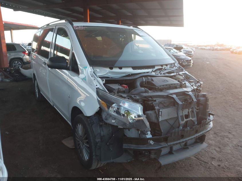 MERCEDES-BENZ METRIS