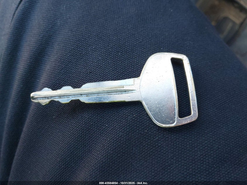 2002 Toyota Echo VIN: JTDBT123120257183 Lot: 43584854