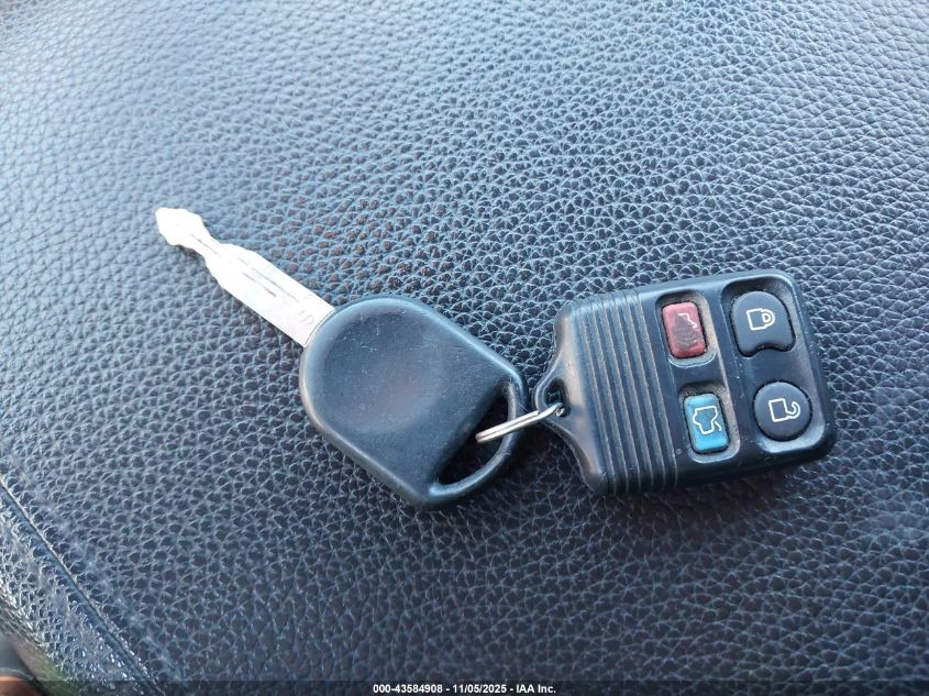 2007 Ford Expedition Eddie Bauer VIN: 1FMFU185X7LA59677 Lot: 43584908