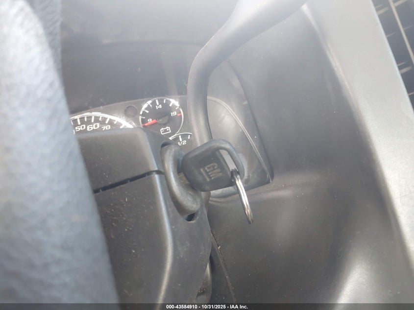 2015 Chevrolet Express Cutaway 4500 VIN: 1GB6G5CG0F1113076 Lot: 43584910