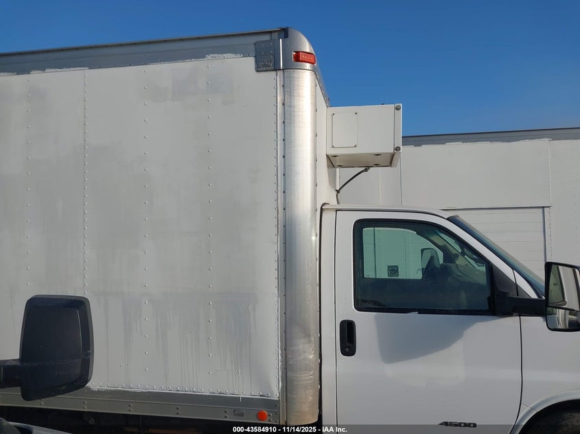 2015 Chevrolet Express Cutaway 4500 VIN: 1GB6G5CG0F1113076 Lot: 43584910