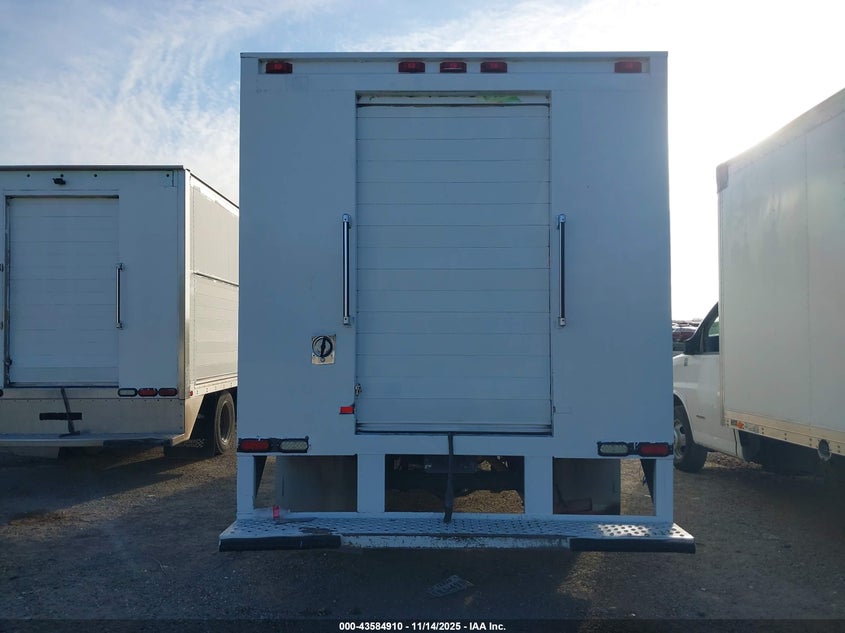 2015 Chevrolet Express Cutaway 4500 VIN: 1GB6G5CG0F1113076 Lot: 43584910