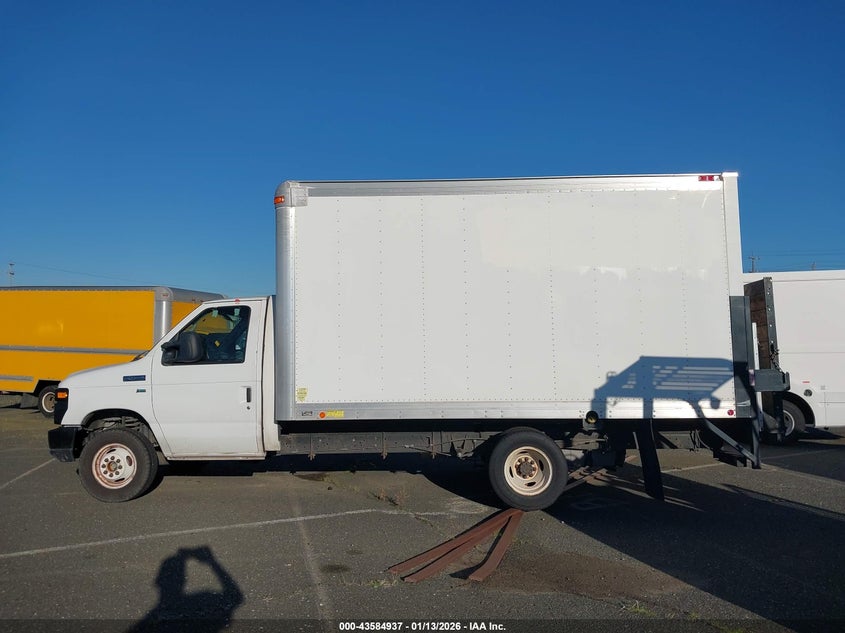 2011 Ford E-450 Cutaway VIN: 1FDXE4FL8BDA36597 Lot: 43584937