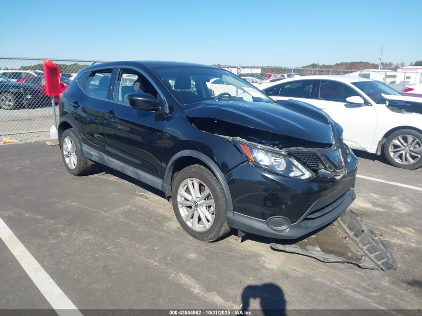 NISSAN ROGUE SPORT S