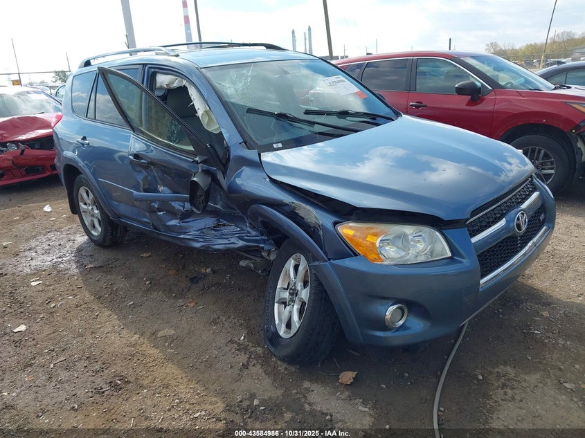 TOYOTA RAV4 LIMITED V6