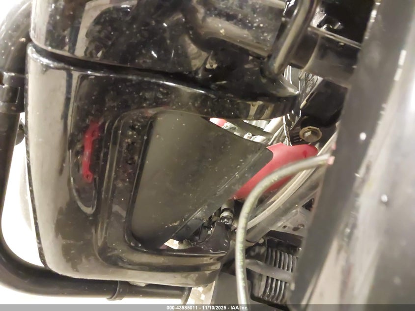 2015 Harley-Davidson Fltrxs Road Glide Special VIN: 1HD1KTM1XFB686014 Lot: 43585011