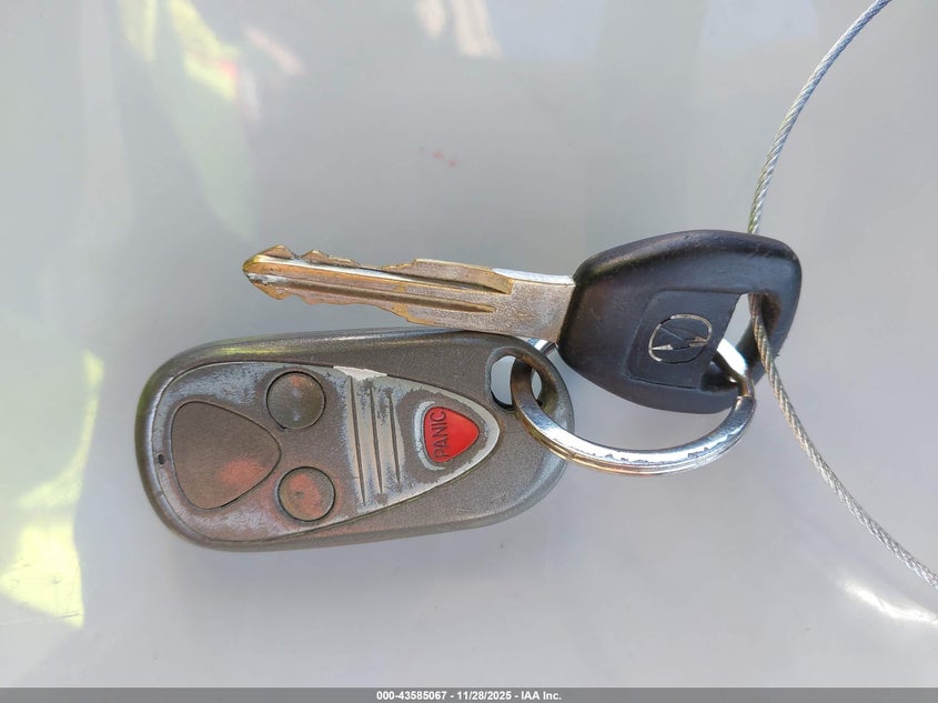 2004 Acura Rl 3.5 VIN: JH4KA96684C001129 Lot: 43585067