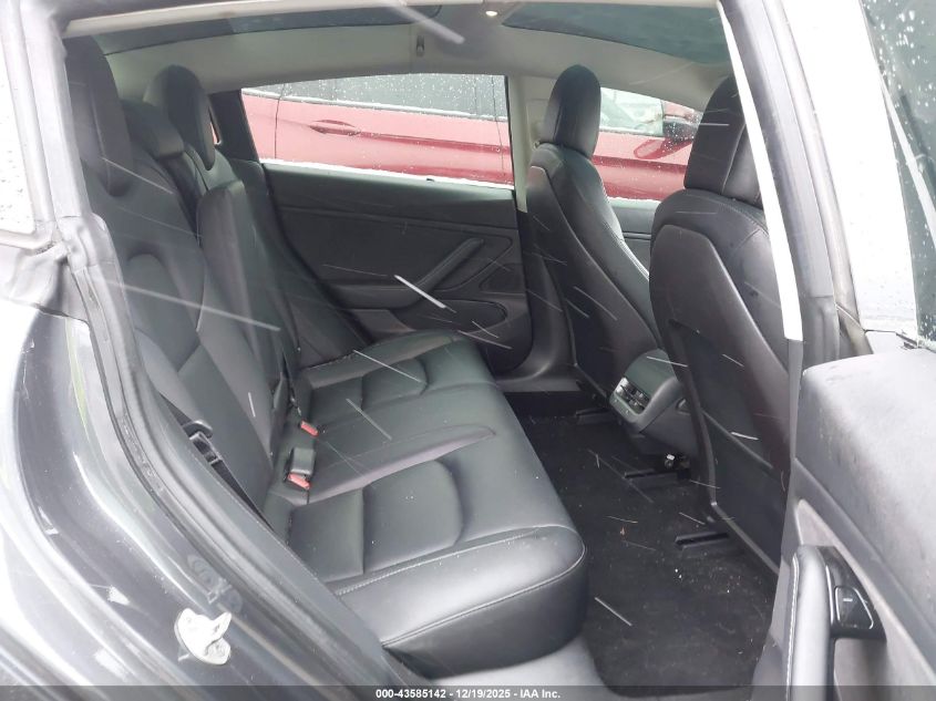 2018 Tesla Model 3 Long Range/Performance VIN: 5YJ3E1EB9JF105735 Lot: 43585142