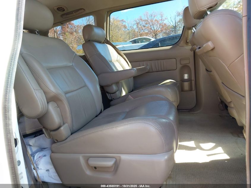 2000 Toyota Sienna Le/Xle VIN: 4T3ZF13C0YU29229 Lot: 43585191