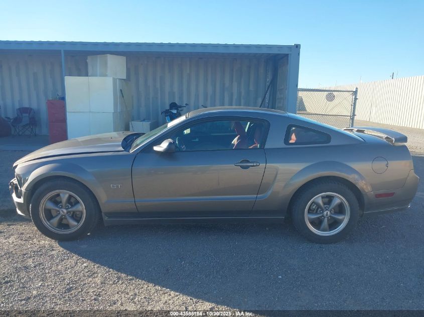 2005 Ford Mustang Gt Deluxe/Gt Premium VIN: 1ZVFT82HX55142334 Lot: 43585184