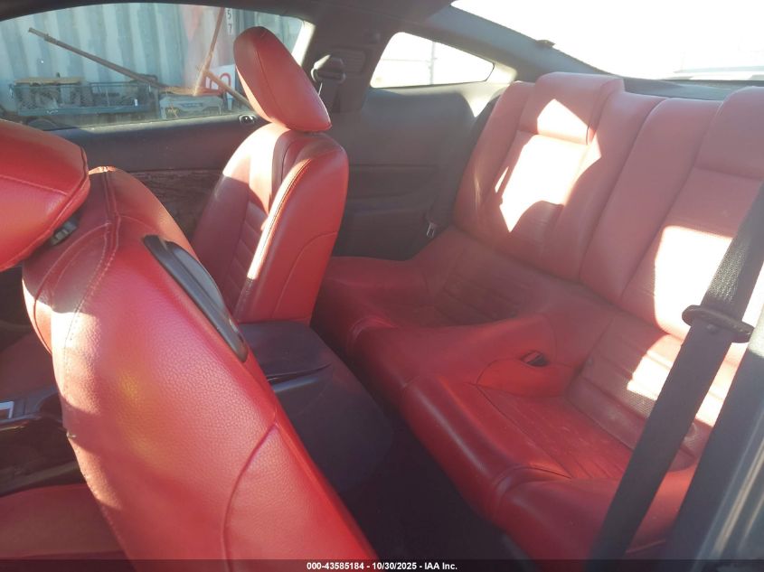 2005 Ford Mustang Gt Deluxe/Gt Premium VIN: 1ZVFT82HX55142334 Lot: 43585184