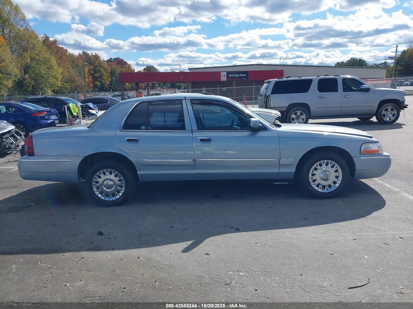 2004 Mercury Grand Marquis Gs VIN: 2MEFM74WX4X621886 Lot: 43585244
