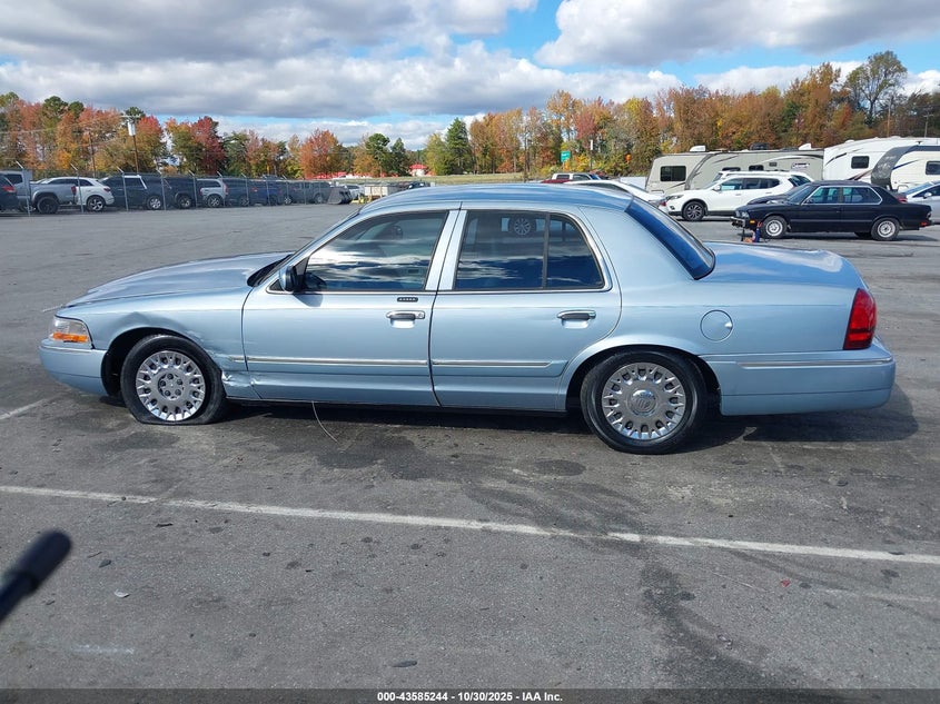 2004 Mercury Grand Marquis Gs VIN: 2MEFM74WX4X621886 Lot: 43585244