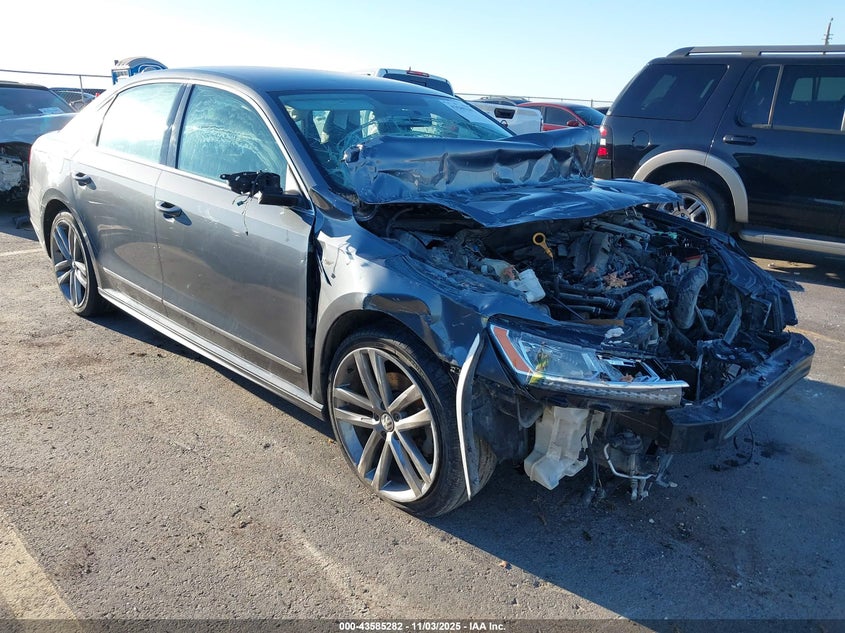 VOLKSWAGEN PASSAT 1.8T R-LINE