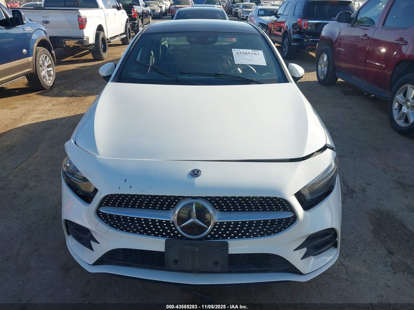 2019 MERCEDES-BENZ A 220 - WDD3G4EB2KW001800