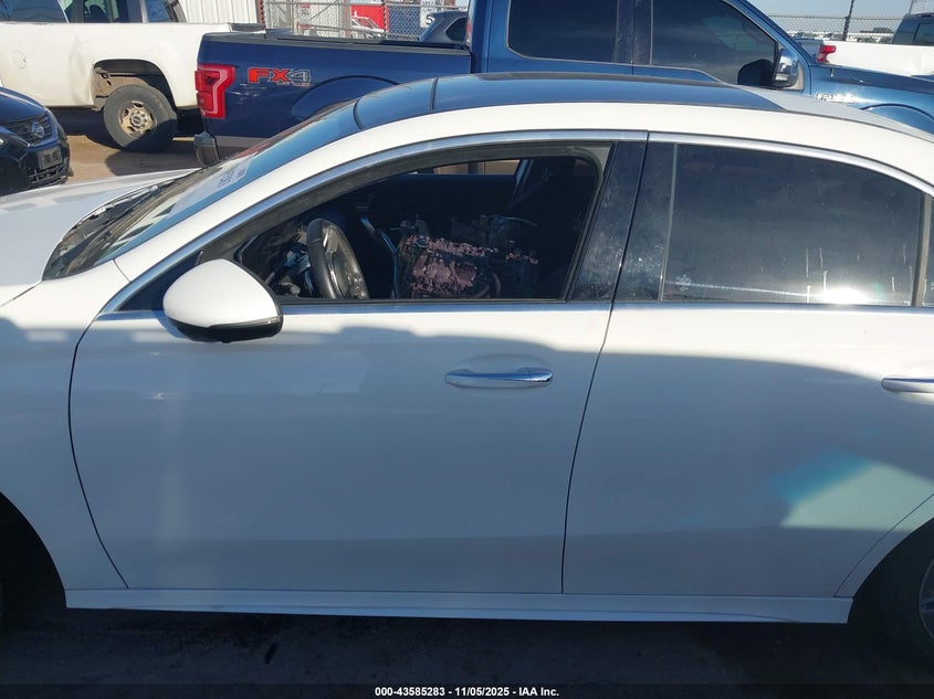 2019 MERCEDES-BENZ A 220 - WDD3G4EB2KW001800