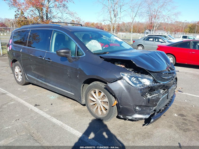 2019 CHRYSLER PACIFICA TOURING L - 2C4RC1BG4KR507765