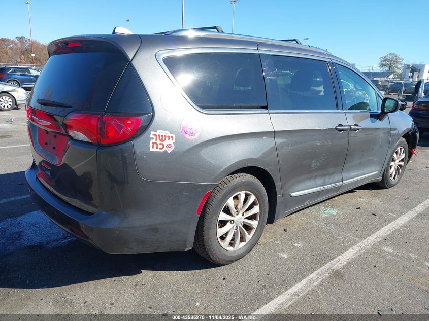 2019 CHRYSLER PACIFICA TOURING L - 2C4RC1BG4KR507765