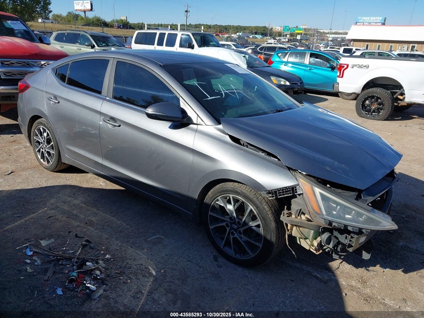 HYUNDAI ELANTRA LIMITED