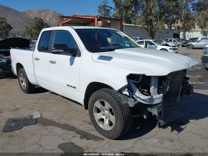 RAM 1500 BIG HORN 4X2 6 4 BOX