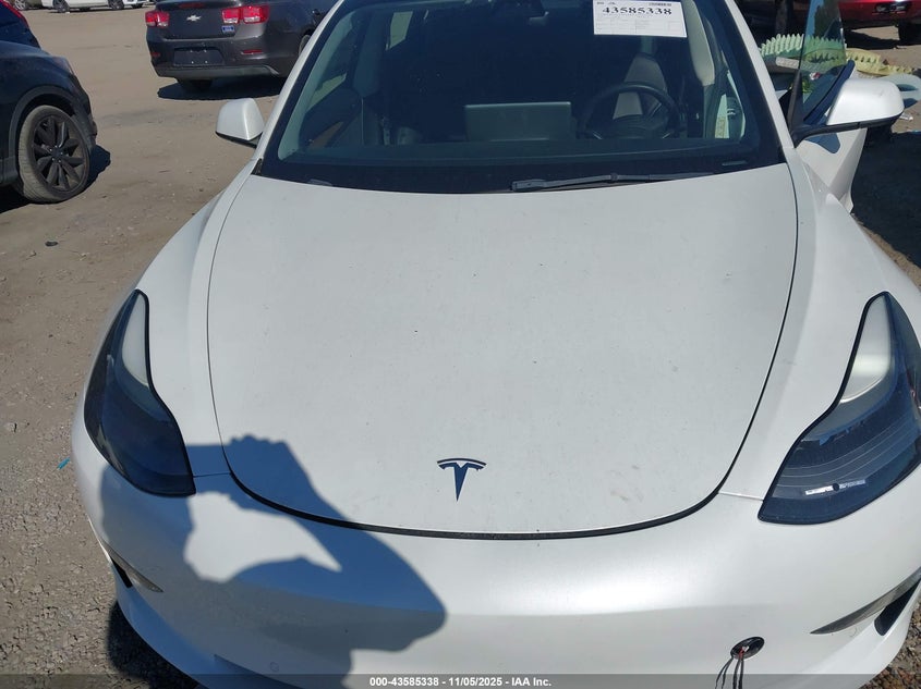 2022 Tesla Model 3 Long Range Dual Motor All-Wheel Drive VIN: 5YJ3E1EB3NF127347 Lot: 43585338