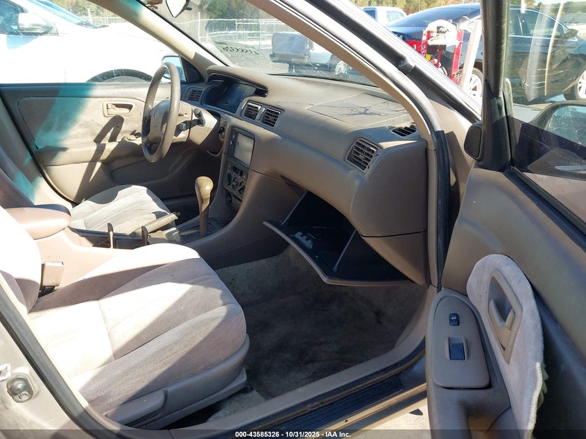JT2BG22K1X0294350 1999 TOYOTA CAMRY photo no. 5