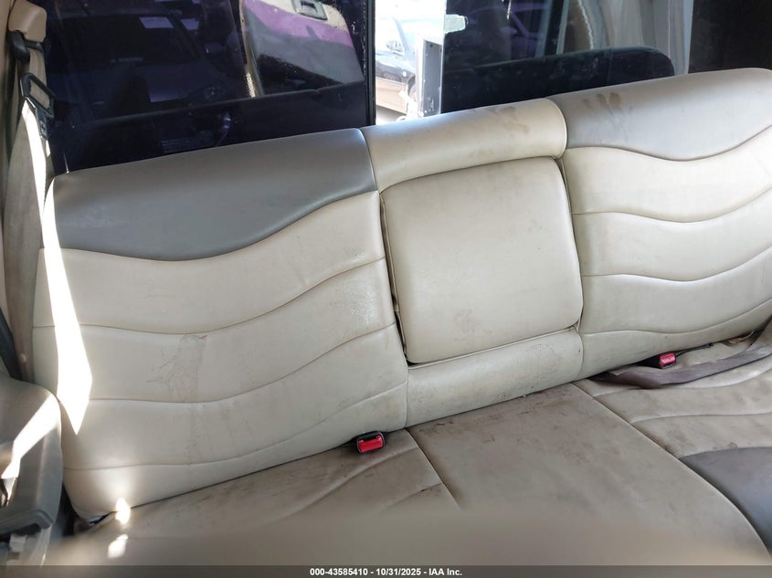 2000 Ford F-350 Lariat/Xl/Xlt VIN: 1FTSW30S2YEA50567 Lot: 43585410