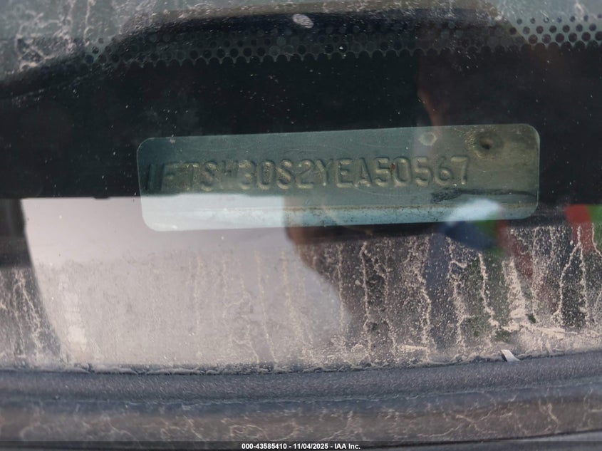 2000 Ford F-350 Lariat/Xl/Xlt VIN: 1FTSW30S2YEA50567 Lot: 43585410