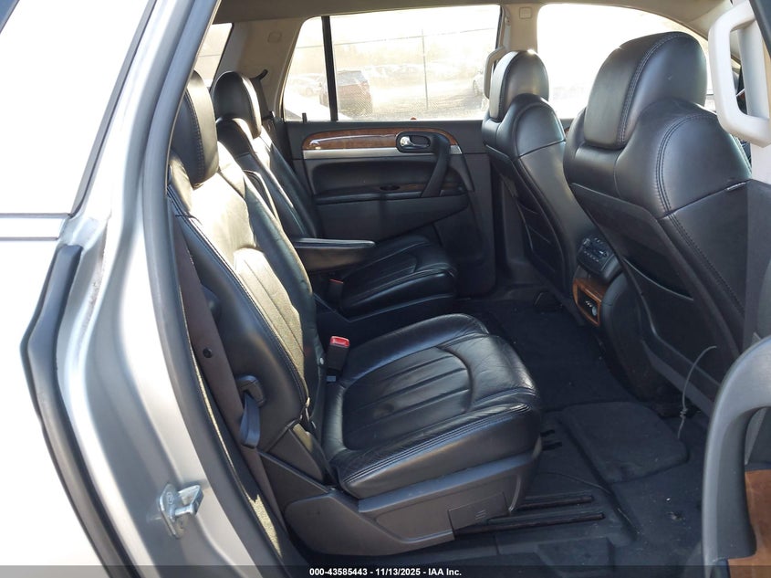 2008 Buick Enclave Cxl VIN: 5GAER23788J165592 Lot: 43585443