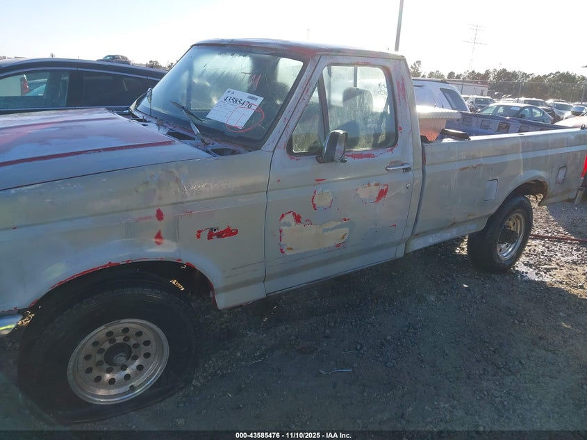 1993 Ford F250 VIN: 1FTHF25G1PNA18779 Lot: 43585476