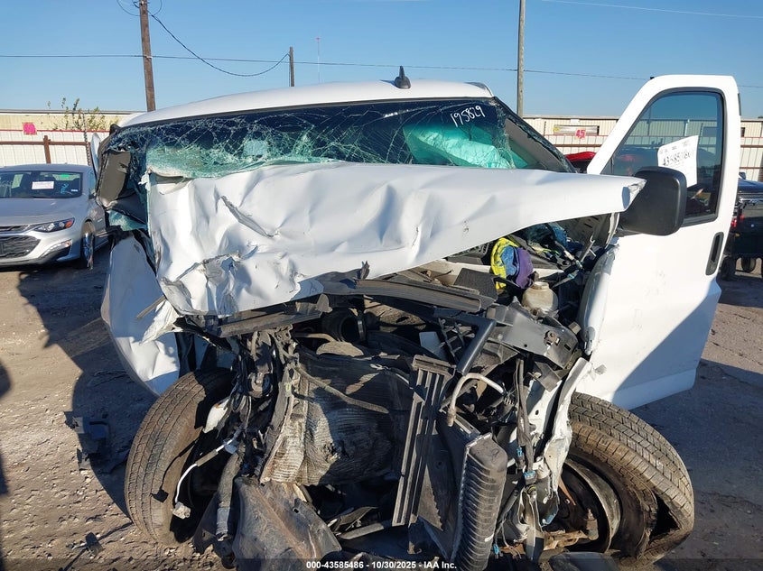 2021 Chevrolet Express Cargo Rwd 2500 Regular Wheelbase Wt VIN: 1GCWGAFP2M1197432 Lot: 43585486