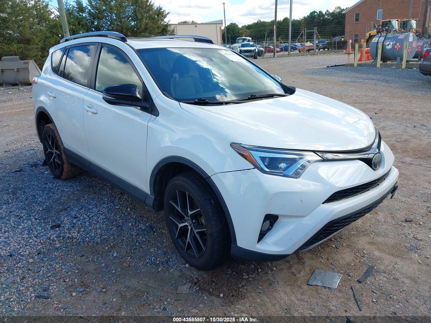 TOYOTA RAV4 SE