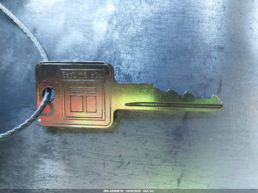 1989 Chevrolet Gmt-400 C1500 VIN: 1GCDC14K9KZ223260 Lot: 43585518