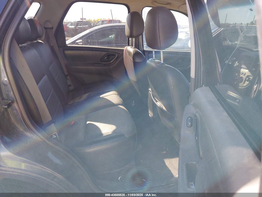 2004 Ford Escape Xlt VIN: 1FMYU93164KA40685 Lot: 43585528