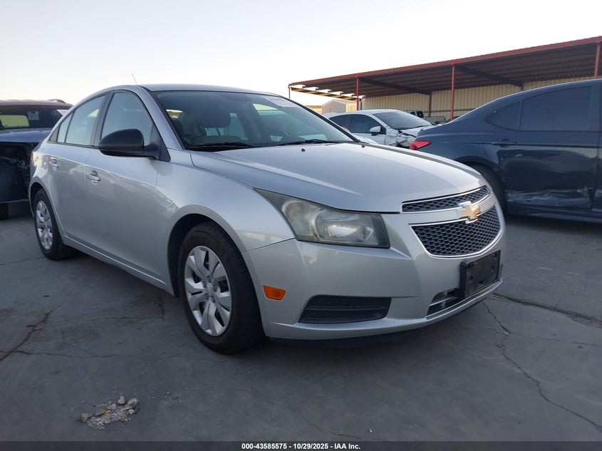 CHEVROLET CRUZE LS AUTO