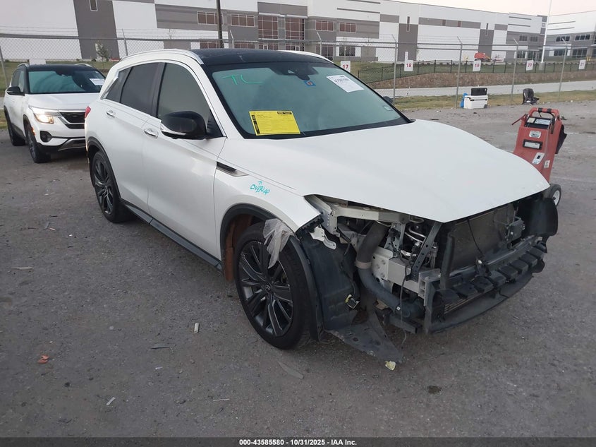 INFINITI QX50 ESSENTIAL AWD