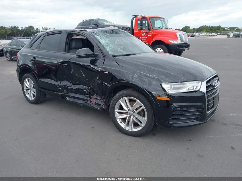 AUDI Q3 2.0T PREMIUM/2.0T SPORT PREMIUM