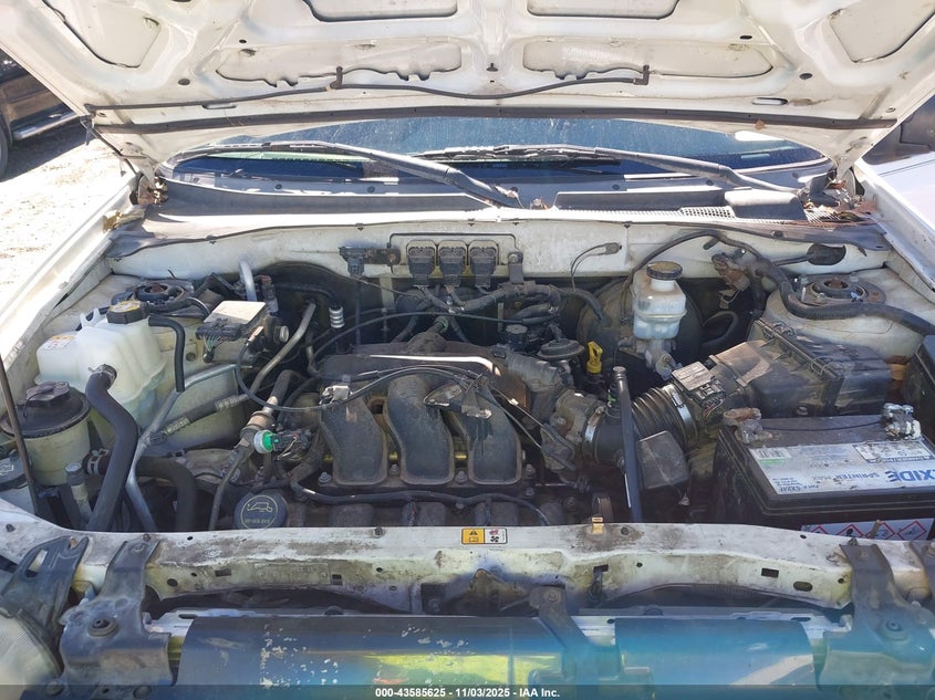 2005 Ford Escape Xlt VIN: 1FMYU93185KA04949 Lot: 43585625