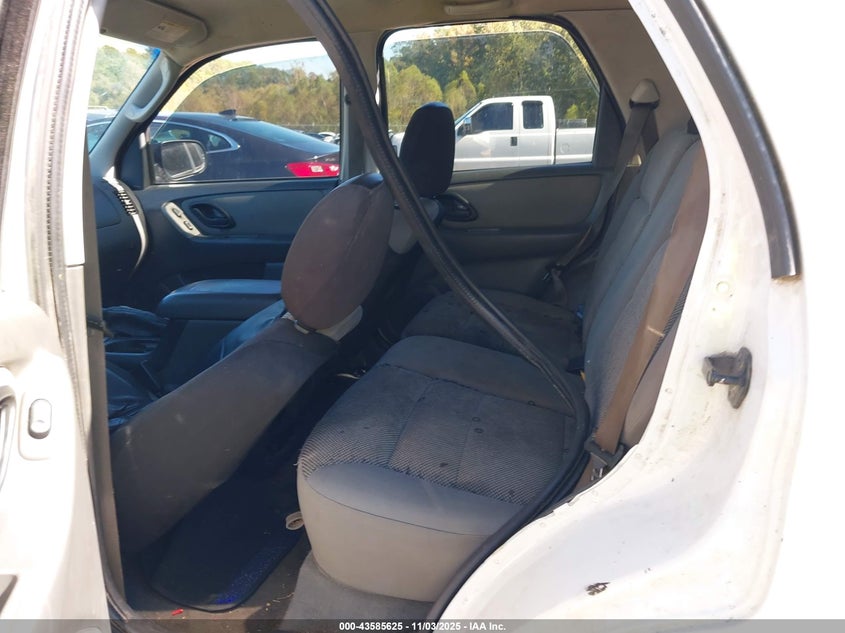 2005 Ford Escape Xlt VIN: 1FMYU93185KA04949 Lot: 43585625