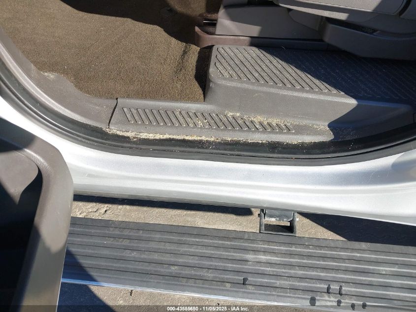 2019 Ford Expedition Max Limited VIN: 1FMJK1KT0KEA38695 Lot: 43585650