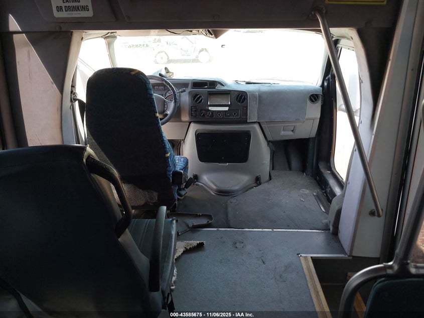 2011 Ford Econoline E350 Super Duty Ctway Van VIN: 1FDEE3FS2BDA24597 Lot: 43585675