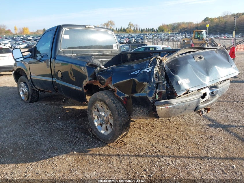 1FTSF31P64EC35175 2004 FORD F350 photo no. 3