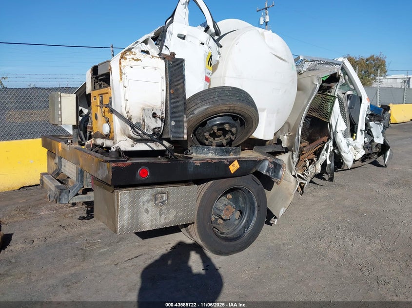 1HTKHPVK8KH306567 2019 CHEVROLET SILVERADO photo no. 4