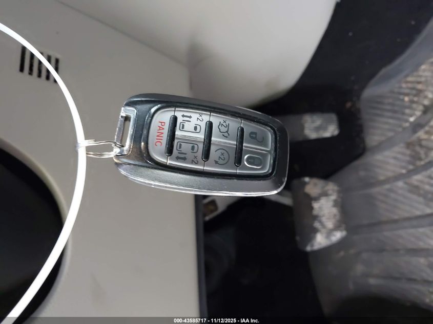 2017 Chrysler Pacifica Touring-L Plus VIN: 2C4RC1EG1HR572612 Lot: 43585717