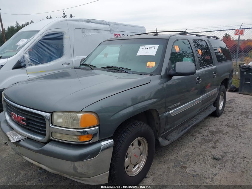 3GKEC16T72G327874 2002 GMC YUKON photo no. 2