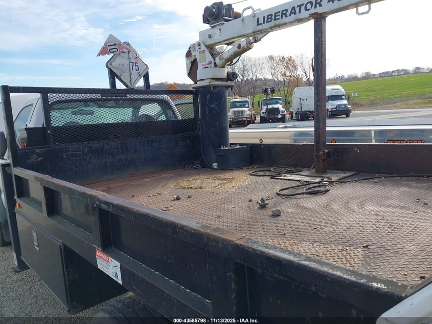 2007 Ford F-450 Chassis Xl/Xlt VIN: 1FDXF46P57EA36364 Lot: 43585798