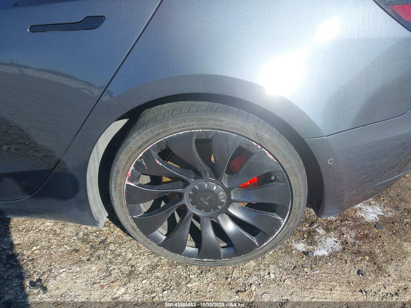 2022 Tesla Model 3 Performance Dual Motor All-Wheel Drive VIN: 5YJ3E1EC7NF269905 Lot: 43585883