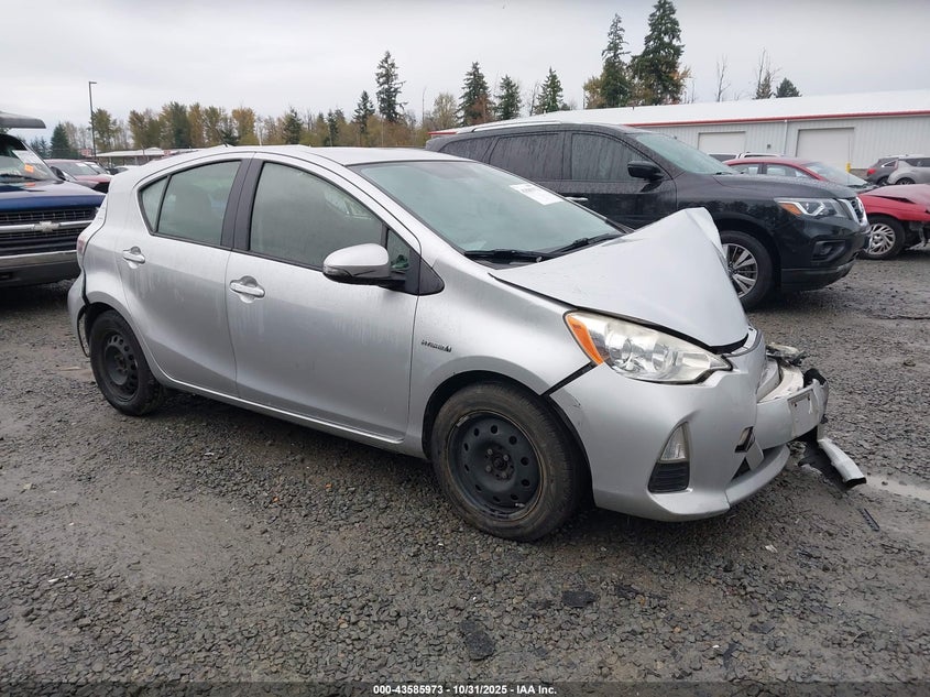 TOYOTA PRIUS C TWO