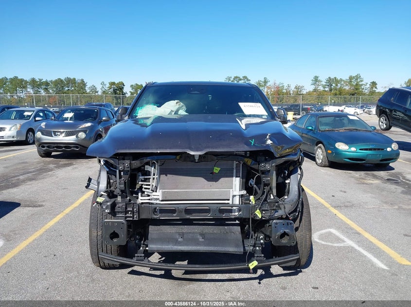 2025 Ram 1500 Big Horn Crew Cab 4X4 6'4 Box VIN: 1C6RRFBG4SN640252 Lot: 43586124